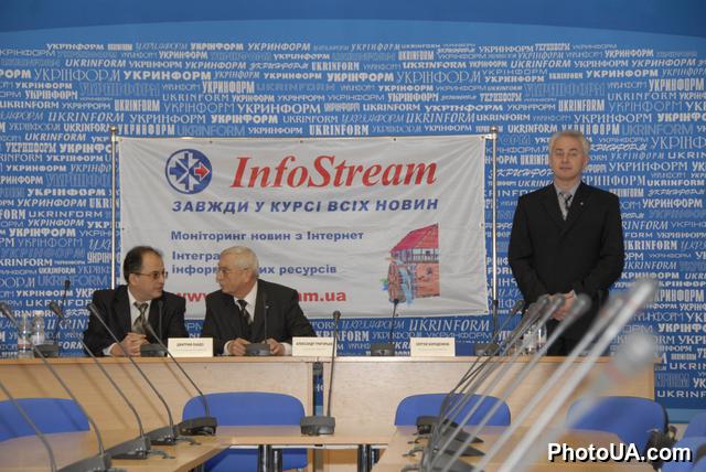 ElVisti at press-conference ElVisti at press-conference